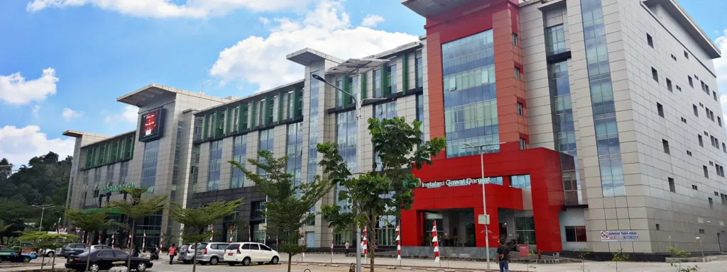 TINGKATKAN LAYANAN: Tak perlu jauh jauh kini RSUD dr. H Jusuf SK telah menyediakan layanan bedah onkologi atau penanganan pasien tumor.