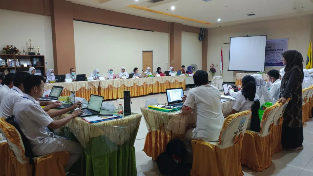 PELATIHAN: In House Traning Asesor Kompetensi Klinik Perawat dan Bidan di Aula, Lantai 6, RSUD dr. H. Jusuf SK, Selasa (7/11/2023).