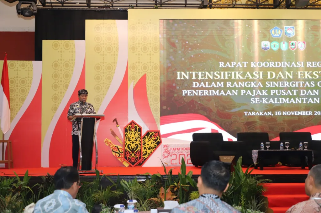 RAKOR PAJAK : Gubernur Kaltara, Drs H Zainal A Paliwang SH, M.Hum menjadi keynote speaker pada Rakor Regional Intensifikasi dan Ekstensifikasi Dalam Rangka Sinergitas Optimalisasi Penerimaan Pajak Pusat dan Pajak Daerah se-Kalimantan Tahun 2023 di Hotel Tarakan Plaza, Kamis (16/11)