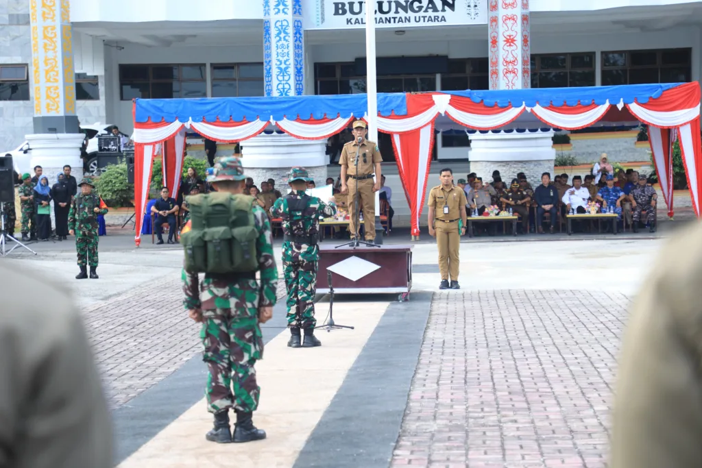 RESMI DIBUKA: Kegiatan TMMD ke 119 secara resmi dibuka oleh Bupati Bulungan bertempat di halaman kantor bupati, Senin (19/2/2024).