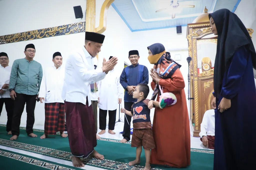 Bupati Bulungan saat Safari Ramadhan di Pulau Bunyu beberapa waktu lalu