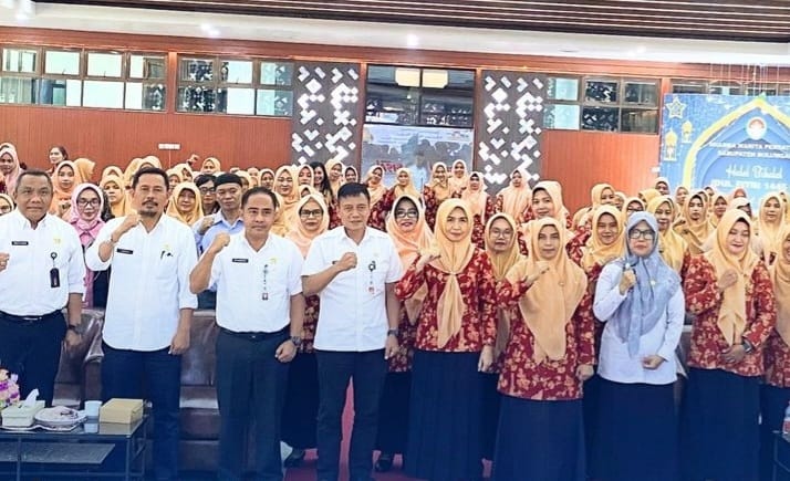 HALAL BIHALAL: Sekretaris Daerah (Sekda) Kabupaten Bulungan bersama pimpinan pperangkat daerah menghadiri acara halal bihalal DWP Kabupaten Bulungan.