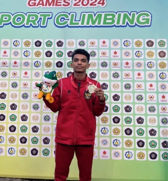 Philipus Rinaldi Ama Payong Ata Mukin atlit panjat tebing Federasi Panjat Tebing Indonesia (FPTI) Kaltara asal Nunukan berhasil meraih medali perak nomor pertandingan speed relay beregu untuk Tim Indonesia di event Asean University Games 2024 (AUG) Surabaya.