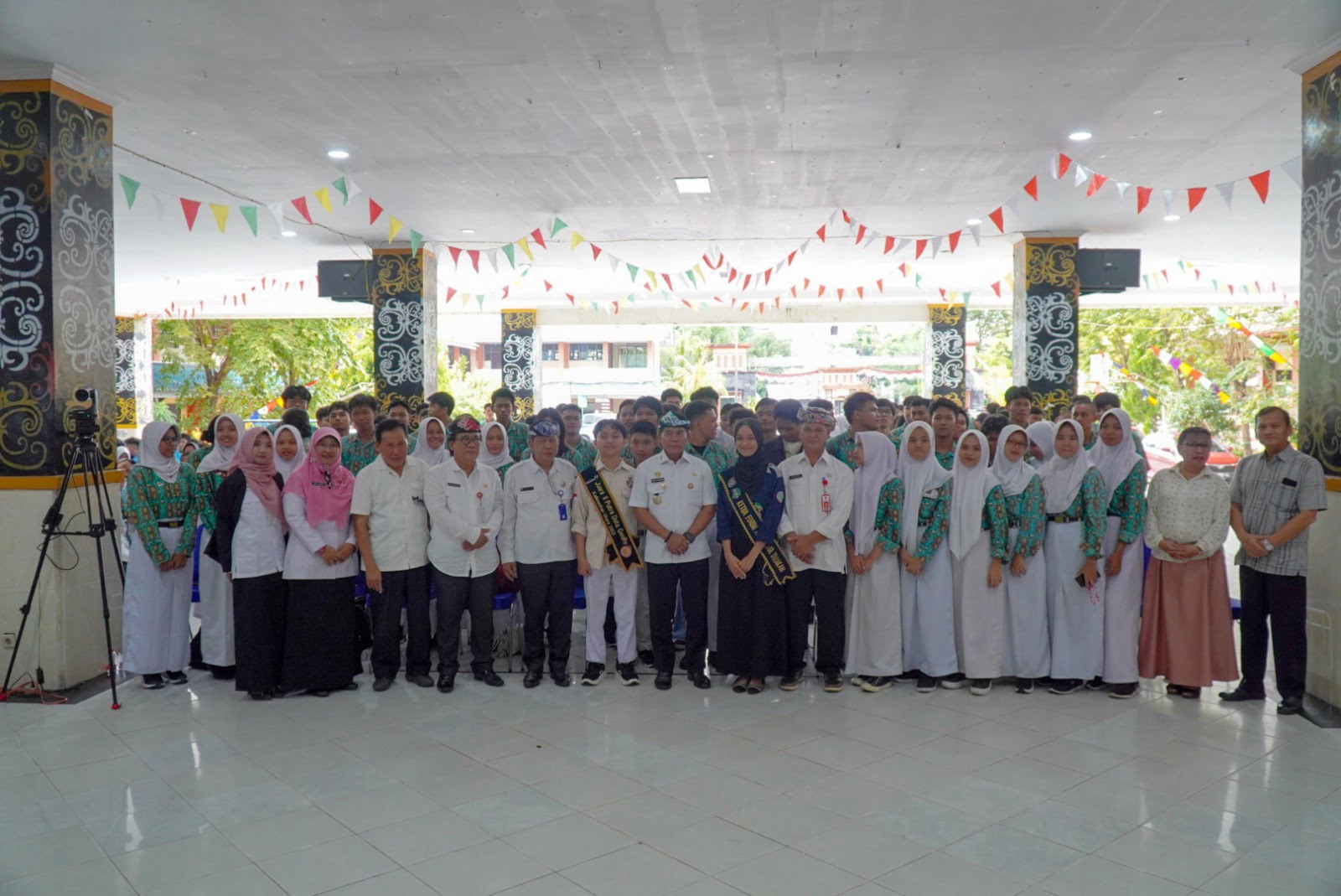PENGUATAN KARAKTER : Gubernur Kaltara, Dr H Zainal A Paliwang, S.H, M.Hum menghadiri acara Advokasi Penguatan Karakter Remaja Dalam Pencegahan Kehamilan Usia Remaja, Perkawinan Anak, Kekerasan Seksual serta Bullying di Aula SMA Negeri 1 Tarakan, Rabu (21/8/2024).