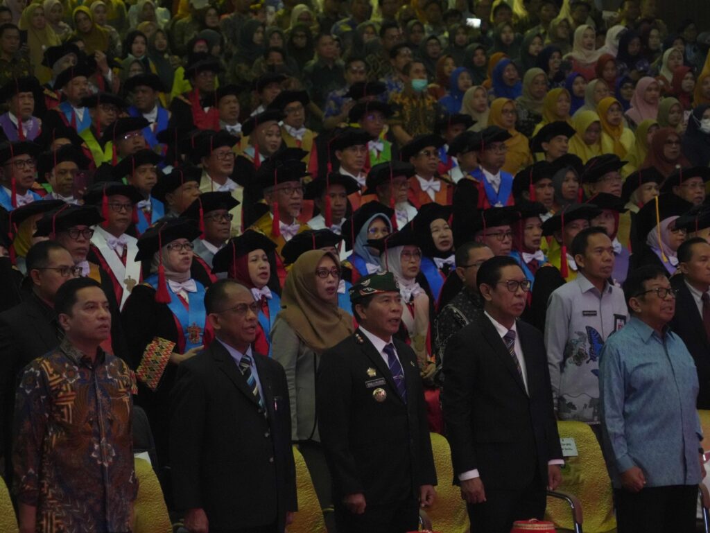 DIES NATALIS : Gubernur Kaltara, Dr. H. Zainal A. Paliwang, SH, M.Hum menghadiri upacara Dies Natalis ke-68 Universitas Hasanuddin, Sabtu (7/9/2024).