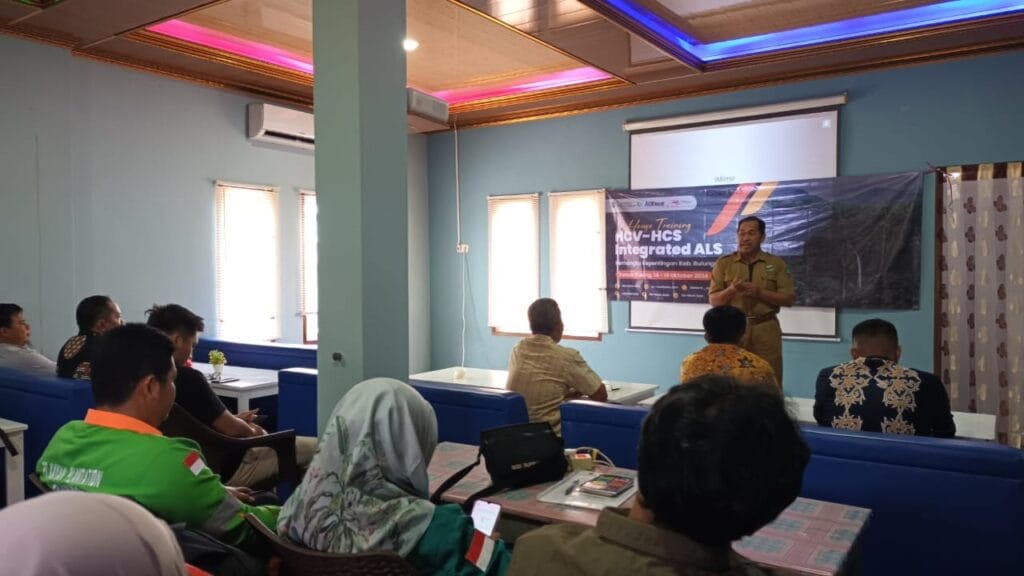 BUKA KEGIATAN: Kepala Dinas Pertanian Kabupaten Bulungan Kristiyanto saat membuka kegiatan Peningkatan Kapasitas untuk Nilai Konservasi Tinggi dan Stok Karbon Tinggi, Konsep, Identifikasi, Pengelolaan, dan Pemantauan di Kabupaten Bulungan