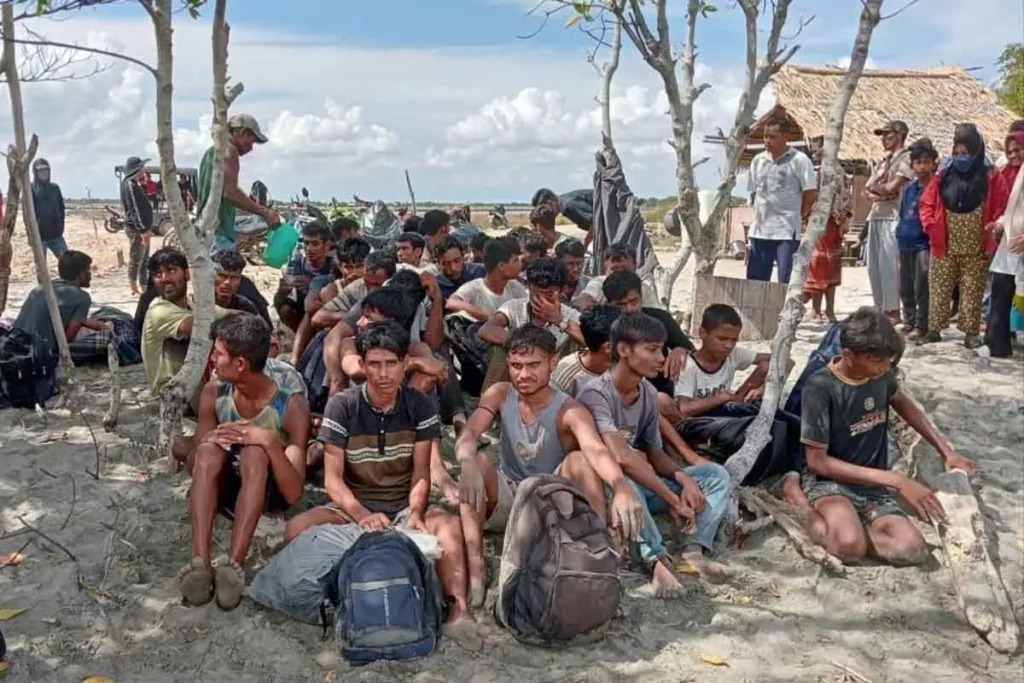 Sebanyak 93 orang imigran Rohingya mendarat kembali di Pantai Timur Aceh (dok Kesbangpol Aceh Timur)
