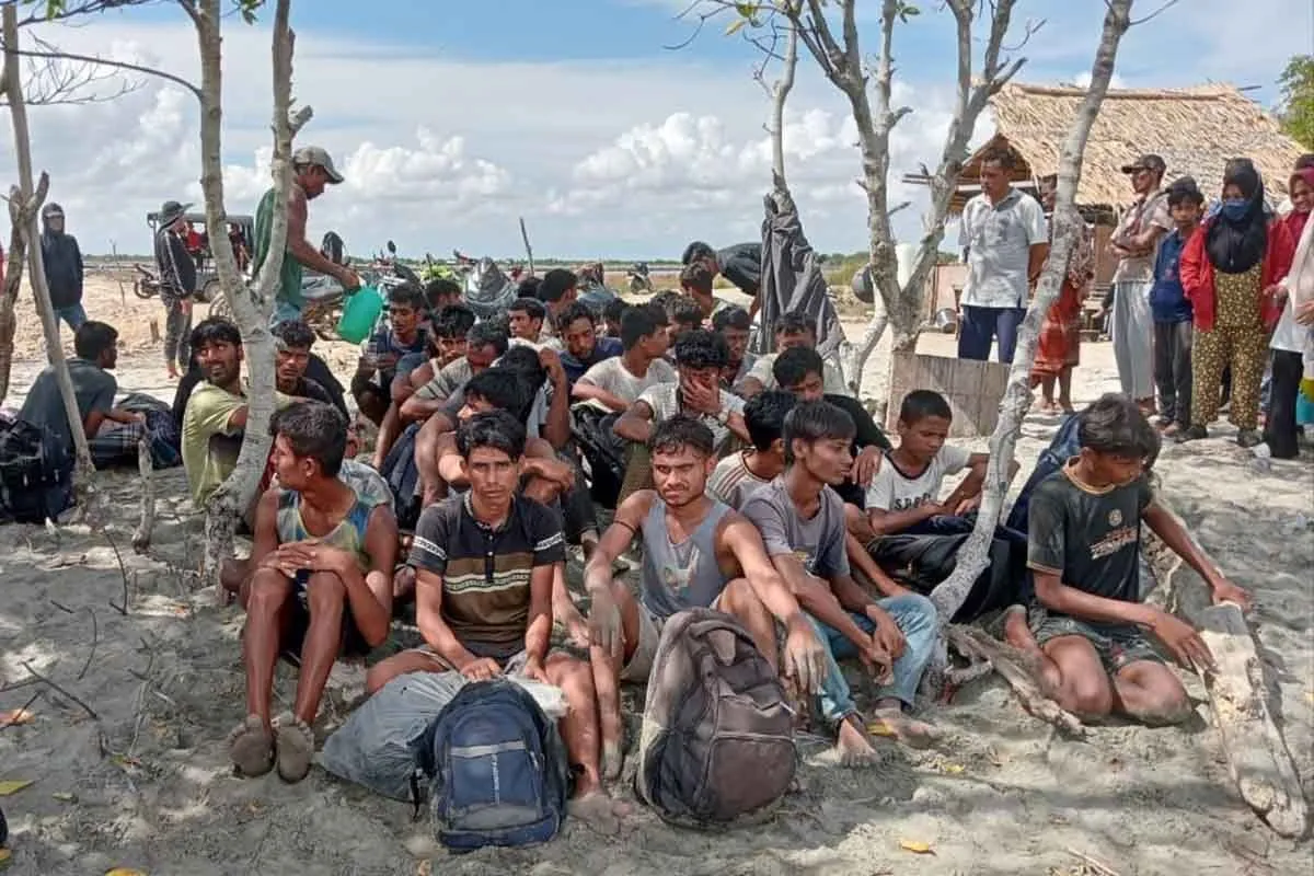 Sebanyak 93 orang imigran Rohingya mendarat kembali di Pantai Timur Aceh (dok Kesbangpol Aceh Timur)