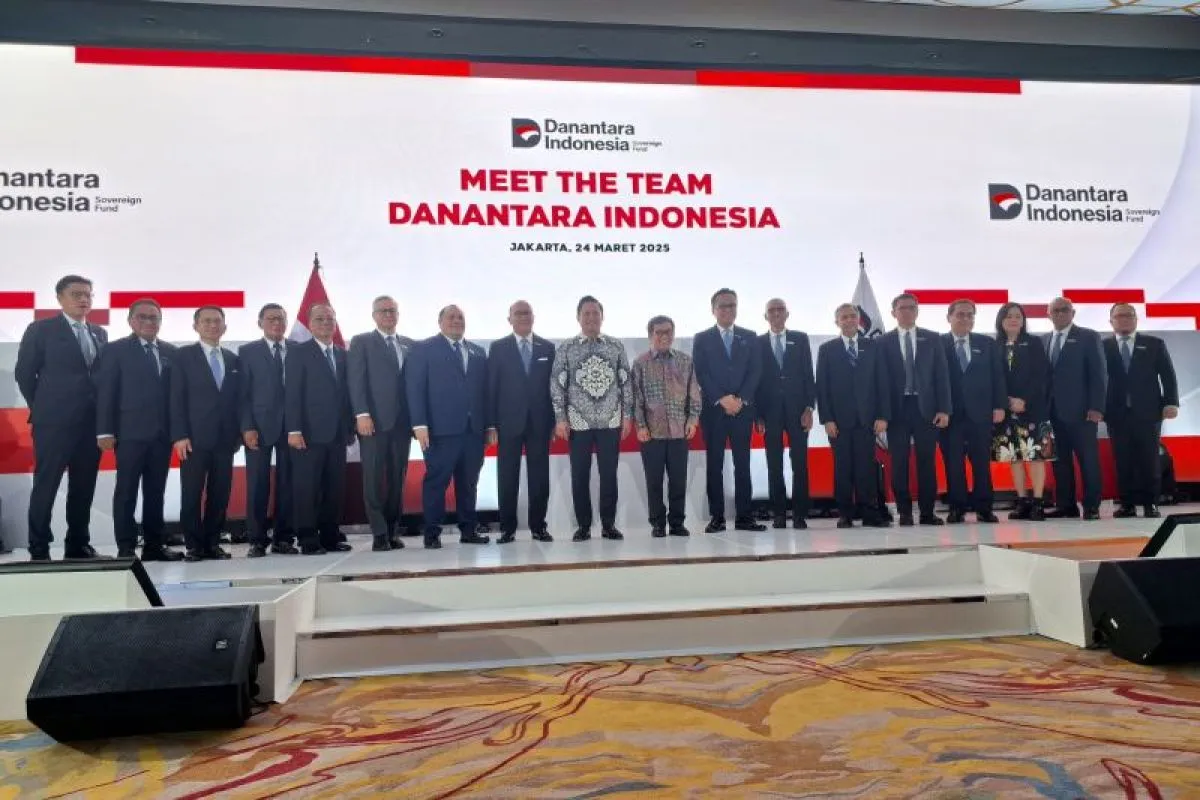 Jajaran pengurus Badan Pengelola Investasi (BPI) Daya Anagata Nusantara (Danantara) dalam Meet The Team Danantara Indonesia di Jakarta, Senin (24/03/2025). (Foto:Antara/ Muhammad Heriyanto)