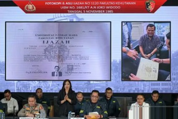 Bareskrim Polri secara resmi mengakhiri penyelidikan terkait laporan mengenai kepemilikan ijazah palsu yang dialamatkan kepada Presiden Jokowi oleh Tim Pembela Ulama dan Aktivis (TPUA) sebelumnya. (Foto: ANTARA/Nadia Putri Rahmani.)