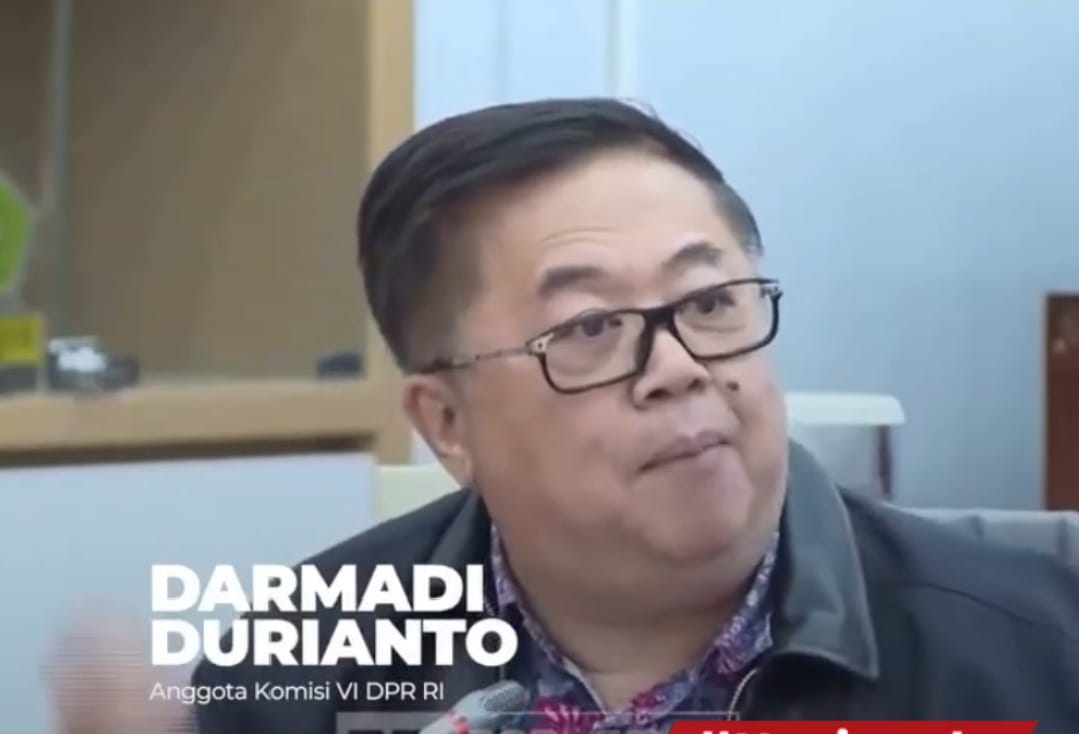 Anggota Komisi VI DPR Darmadi Durianto mempertanyakan model bisnis seperti apa yang dianut KopDes Merah Putih sehingga bisa meraup untung hingga Rp1 miliar per desa per tahun.