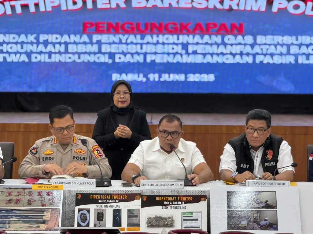 Direktorat Tindak Pidana Tertentu (Dittipidter) Bareskrim Polri mengungkap jaringan tindak pidana penyalahgunaan gas dan BBM bersubsidi di sejumlah wilayah Indonesia sepanjang Mei hingga Juni 2025.