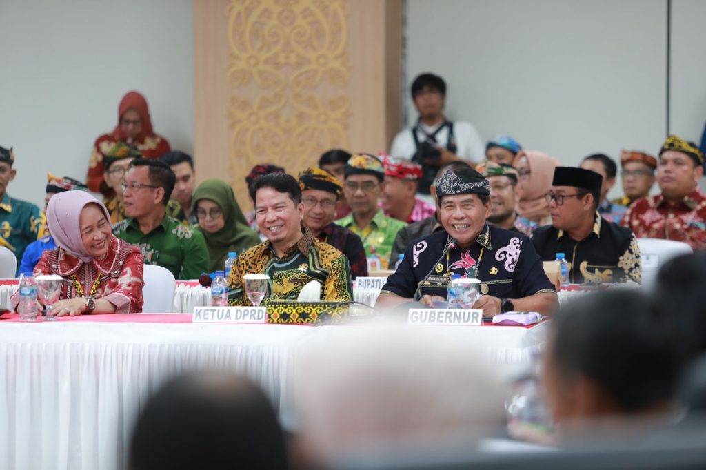 DENGAR PENDAPAT: Gubernur Kalimantan Utara (Kaltara), Dr. H. Zainal A. Paliwang meminta dukungan pemerintah pusat melalui Komisi VII Dewan Perwakilan Rakyat Republik Indonesia (DPR RI) untuk membantu pengembangan sektor pariwisata di Kaltara