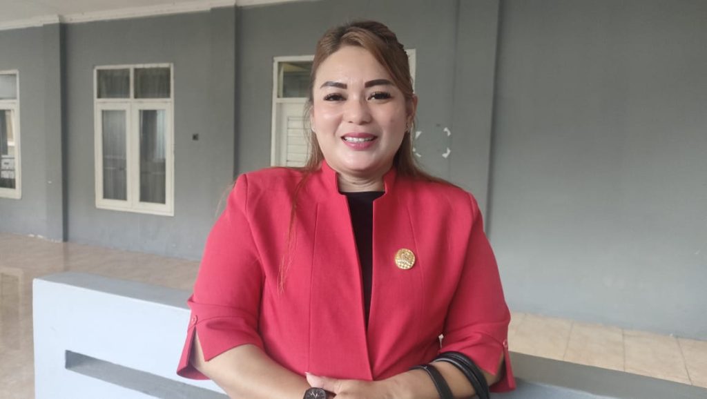Ketua Komisi I  DPRD Bulungan, Rozana Bin Serang