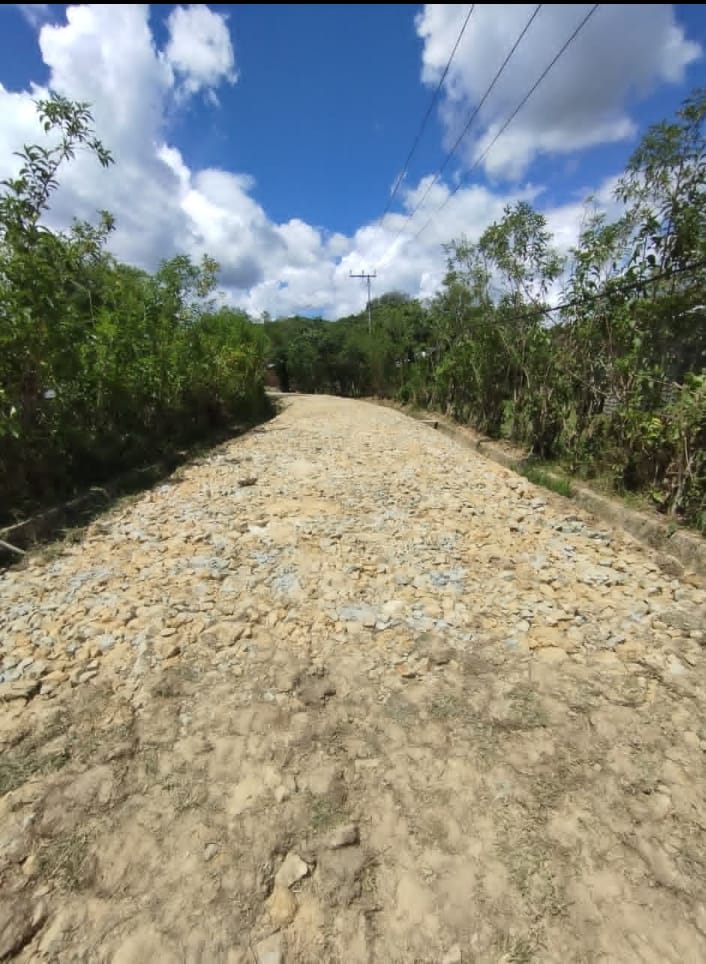 DIBANGUN: Kondisi terkini Jalan yang Bulu, kawasan Tang Paye, Kecamatan Krayan Barat yang sudah dilakukan pengerasan. (FOTO: ISTIMEWA)