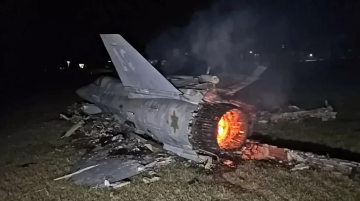 Iran sukses menembak jatuh 2 jet F-35 milik Israel. Foto/X/@Gz_tweets