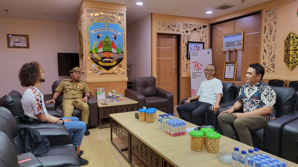 Gubernur menyampaikan dukungan penuh dan doa restu kepada para atlet yang akan berlaga di ajang internasional 2025 Malaysia Ski & Wake Championships, yang akan berlangsung pada 15–17 Agustus mendatang di Danau Putrajaya, Malaysia.