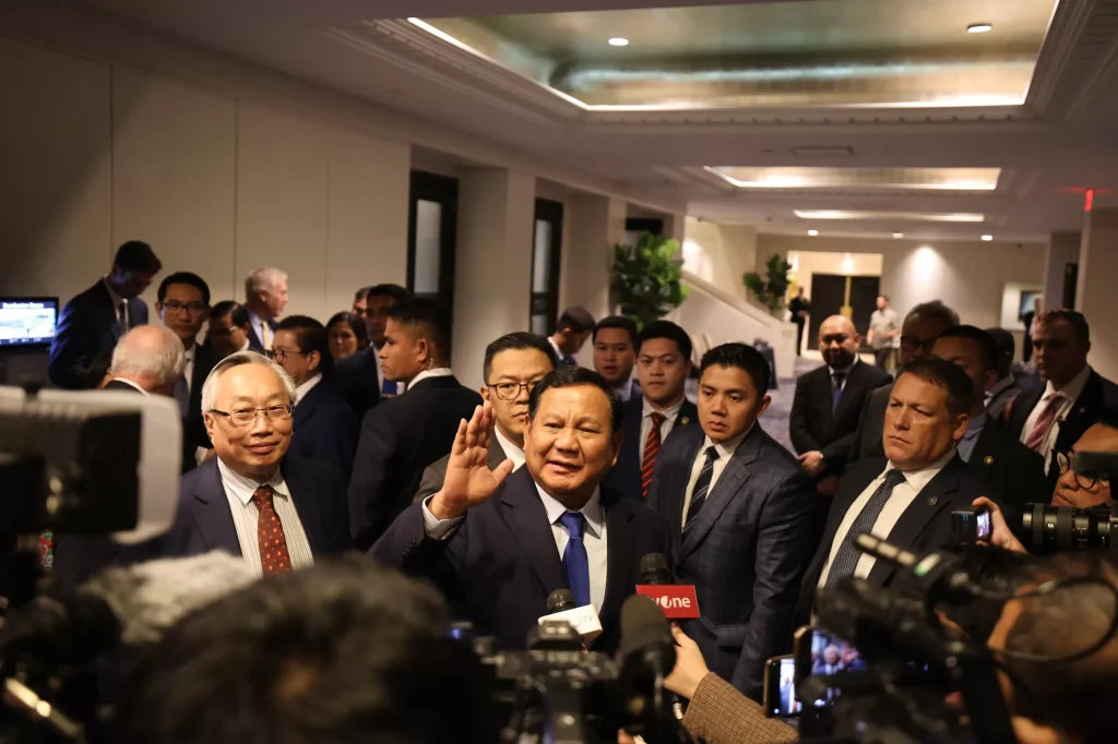 Presiden Prabowo diwawancara wartawan dalam lawatan ke AS (posbali.net)