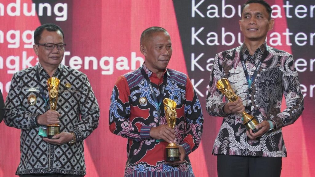 MEMBANGGAKAN: Kabupaten Bulungan meraih penghargaan sebagai Kabupaten Sangat Inovatif dalam ajang Innovative Government Award (IGA) 2025 yang diselenggarakan Kementerian Dalam Negeri di Grand Ballroom Hotel Kempinski, Jakarta