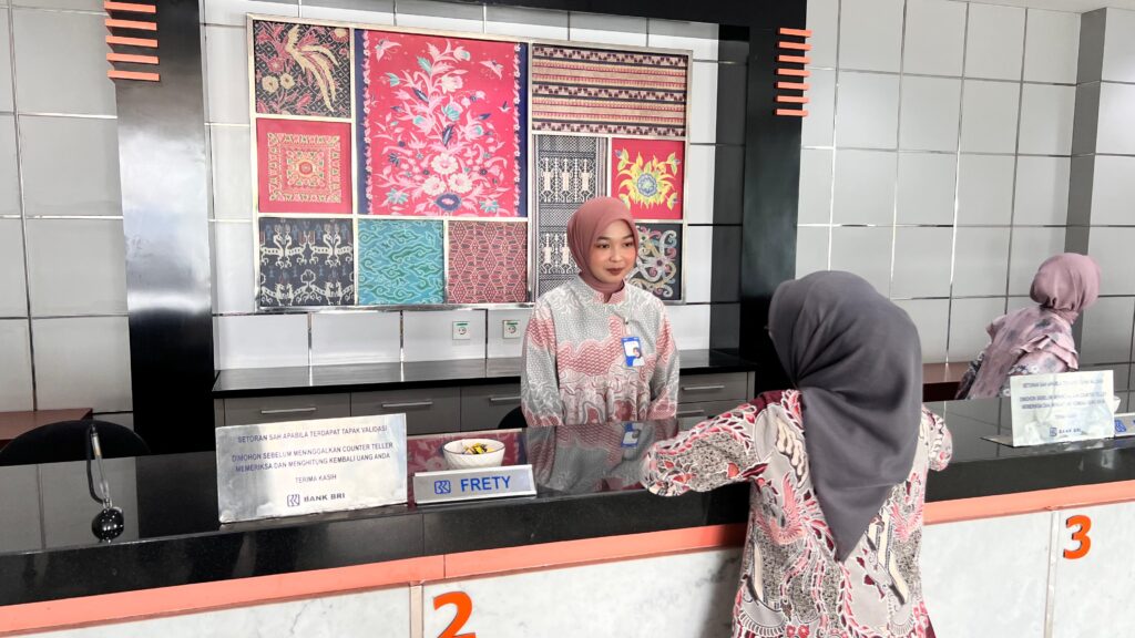 PELAYANAN PRIMA: Kantor Bank BRI Cabang Tanjung Selor berkomitmen memberikan pelayanan prima pada semua nasabah.