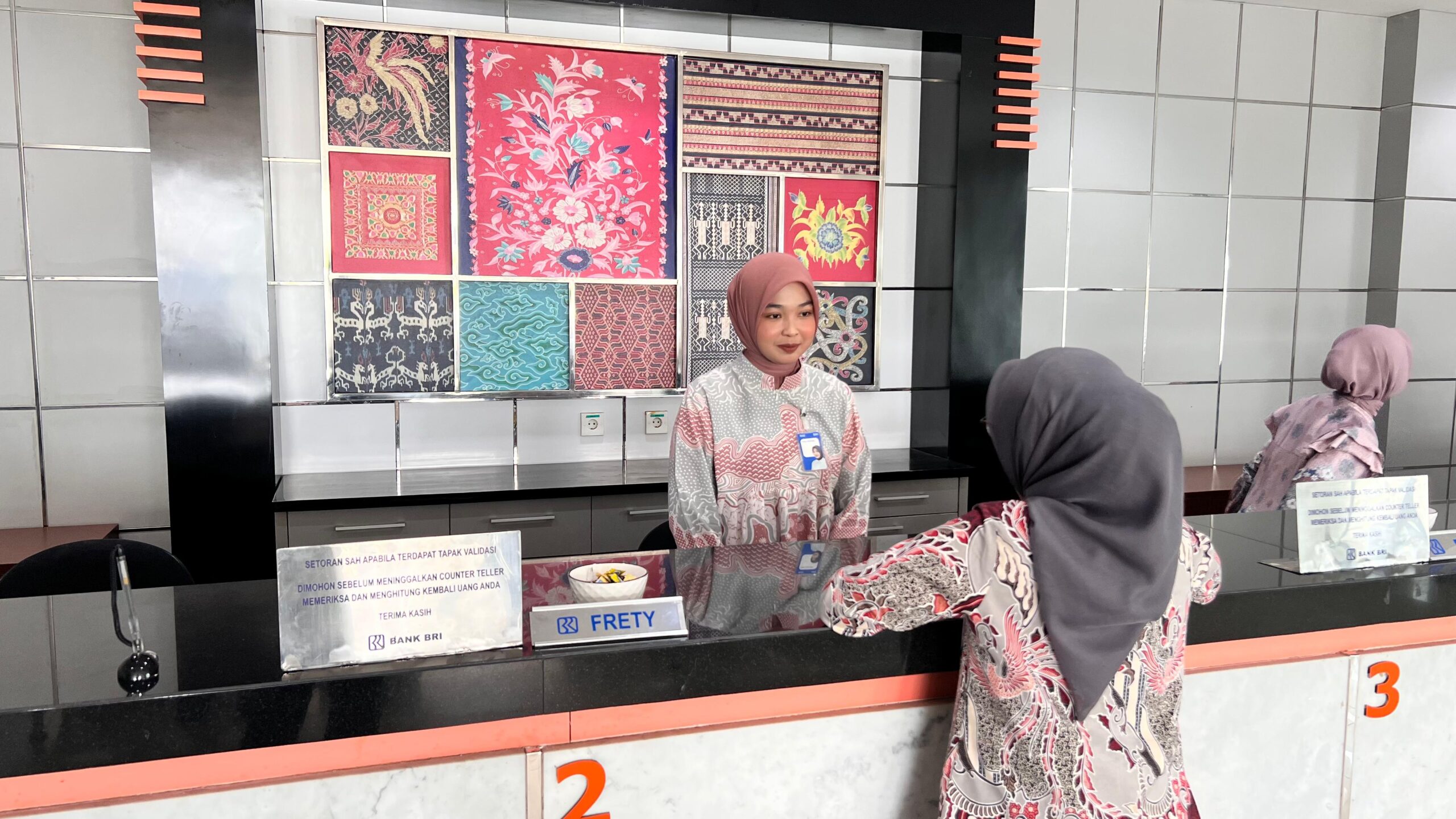 PELAYANAN PRIMA: Kantor Bank BRI Cabang Tanjung Selor berkomitmen memberikan pelayanan prima pada semua nasabah.