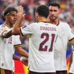 para-pemain-spanyol-merayakan-gol-ke-gawang-prancis-